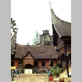 Dom z Sumatry Zachodniej (Minangkabau) - skansen Taman Mini Indonesia (D�akarta)