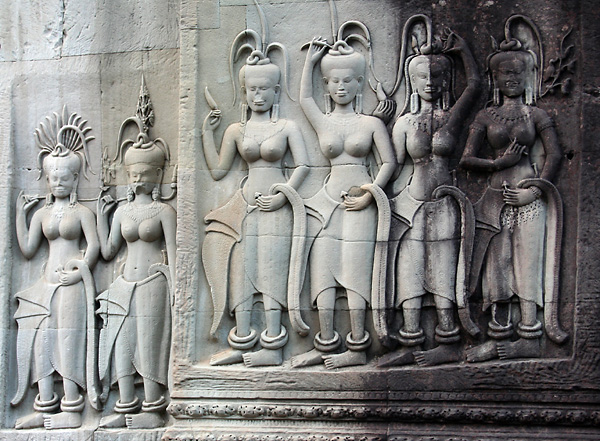 Tancerki apsara w wityni Angkor Wat