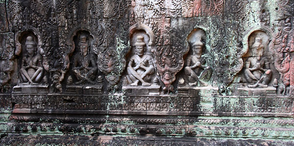 Reliefy w wityni Preah Khan
