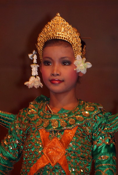 Khmerska tancerka (2)